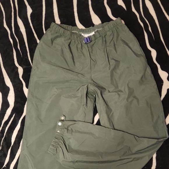 Columbia Other - Columbia Sage Green Elastic Waist Pants